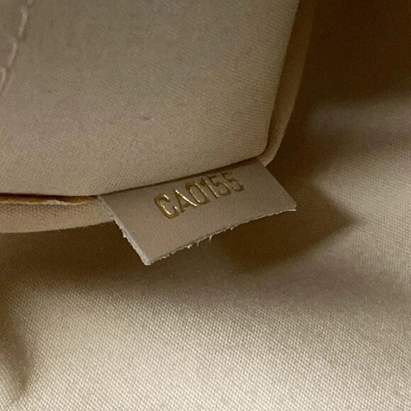 LOUIS VUITTON Montaigne MM Dune Monogram Vernis Handbag bran996-102825 - Picture 13 of 16